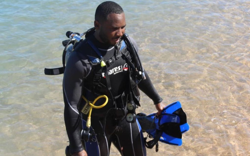 COMMERCIAL DIVING SERVICES